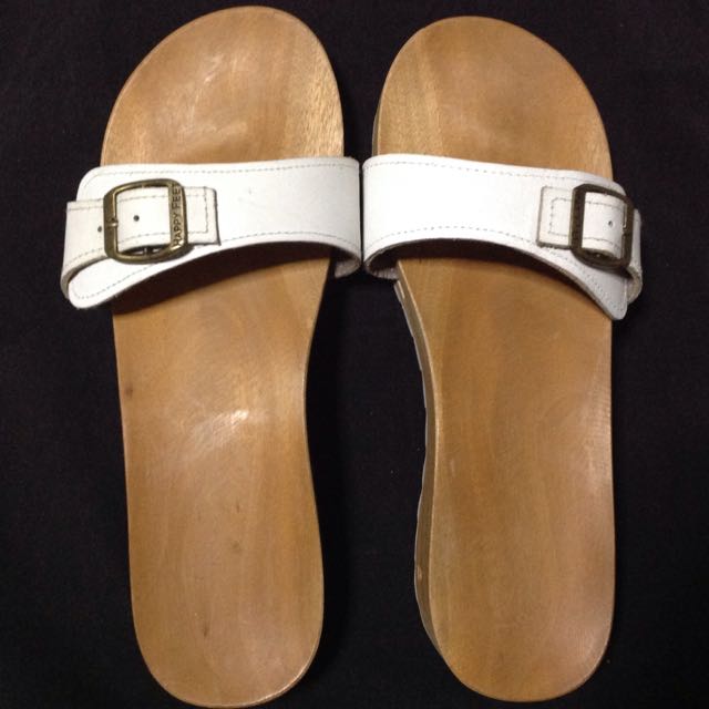 What Happened to Happy Feet Sandals