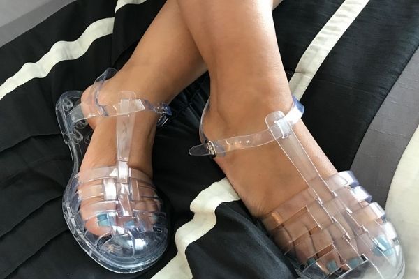 How to Clean Jelly Sandals